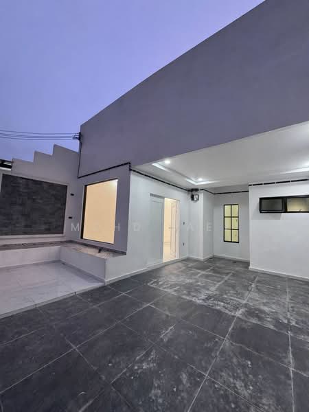 1-storey Terraced House for Sale in Taman Skudai Baru (Skudai) - Mohd Faez - Exterior - PropertyGuru.com.my