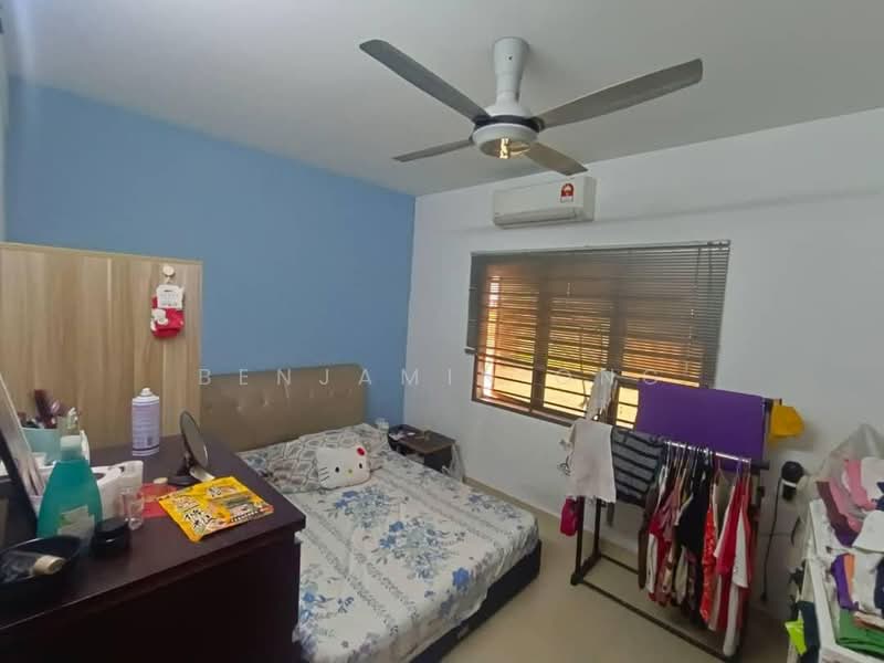 Rumah Teres 2 Tingkat untuk Dijual di Taman Pelangi (Johor Bahru) - Benjamin Ong - Bedroom - PropertyGuru.com.my