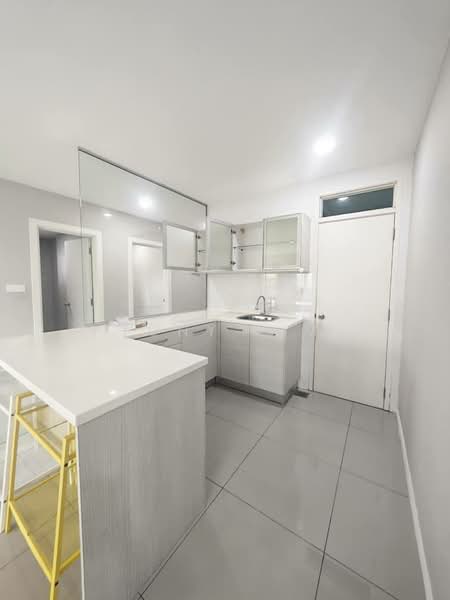 Condominium for Rent at Ujana Executive Apartment - Tony Lim - Kitchen - PropertyGuru.com.my