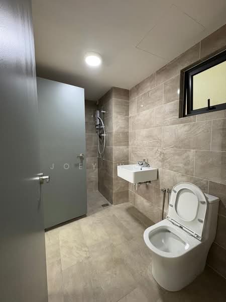 Service Residence for Rent at M Arisa - Joey Wong - Bathroom - PropertyGuru.com.my
