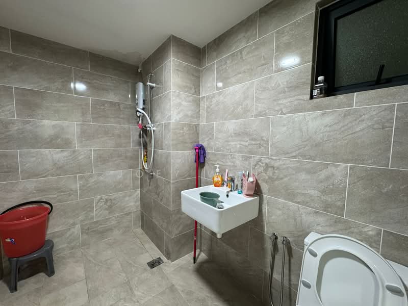 Service Residence for Rent at M Arisa - Joey Wong - Bathroom - PropertyGuru.com.my