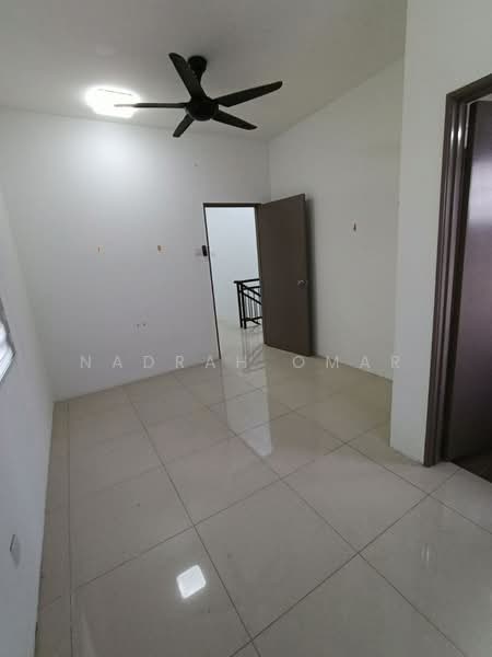 Rumah Teres 2 Tingkat untuk Dijual di Taman Saujana KLIA (Sepang) - Nadrah Omar - PropertyGuru.com.my