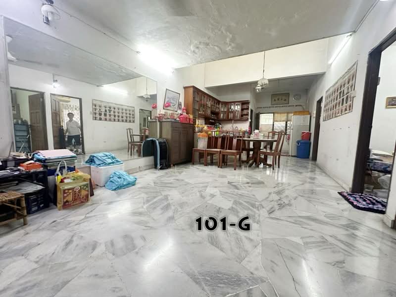 1-storey Terraced House for Sale in Kampung Batu Belah (Klang) - Zackinn Hoi - Living Room - PropertyGuru.com.my