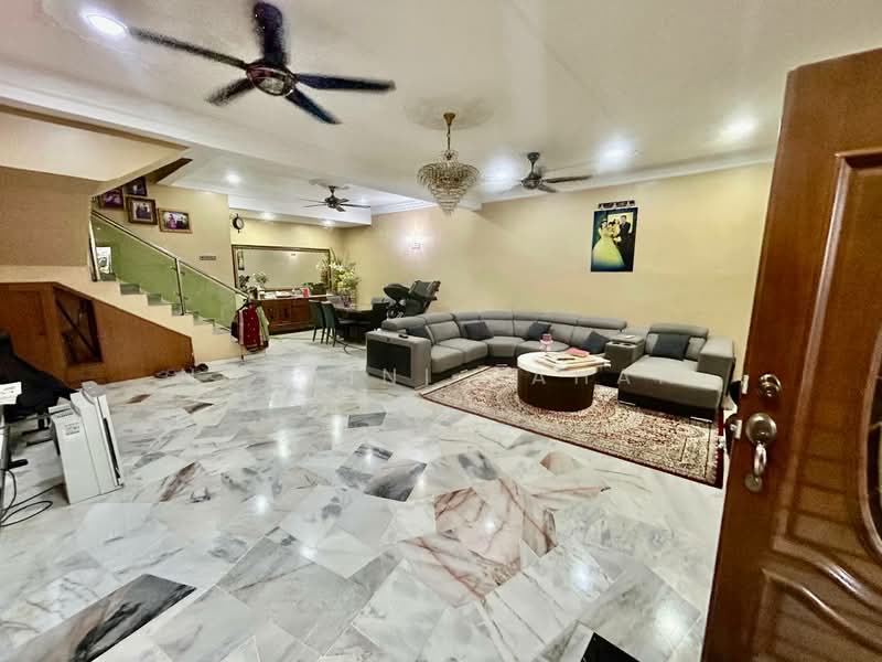 Rumah Teres 2 Tingkat untuk Dijual di Ampang Jaya (Ampang) - Noraini Dahan - Living Room - PropertyGuru.com.my