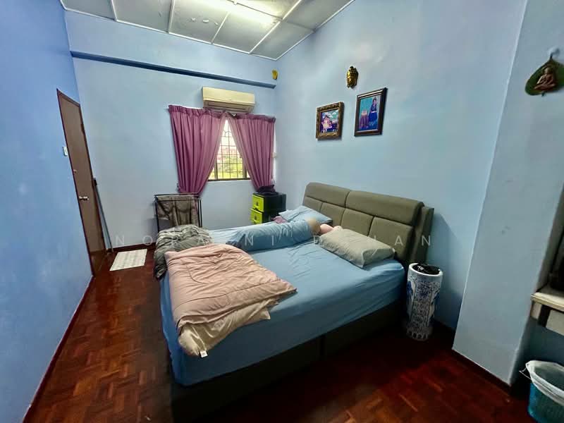 Rumah Teres 2 Tingkat untuk Dijual di Ampang Jaya (Ampang) - Noraini Dahan - Bedroom - PropertyGuru.com.my