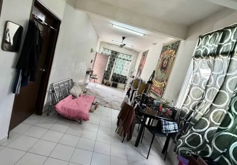 Rumah Bandar untuk Dijual di Taman Scientex Senai (Senai) - Nathan Chan - Living Room - PropertyGuru.com.my