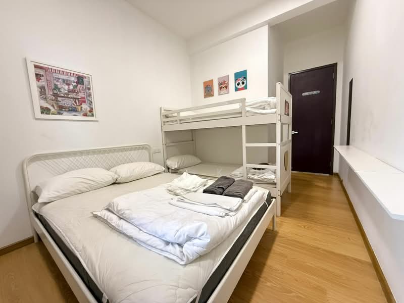 Kondominium untuk Disewa di Bay Point @ Country Garden Danga Bay - Kent Koh - Bedroom - PropertyGuru.com.my