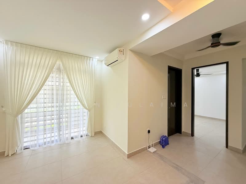 Rumah Teres 3 Tingkat untuk Dijual di Cyberjaya (Selangor) - Yasmin Sulaiman - Living Room - PropertyGuru.com.my