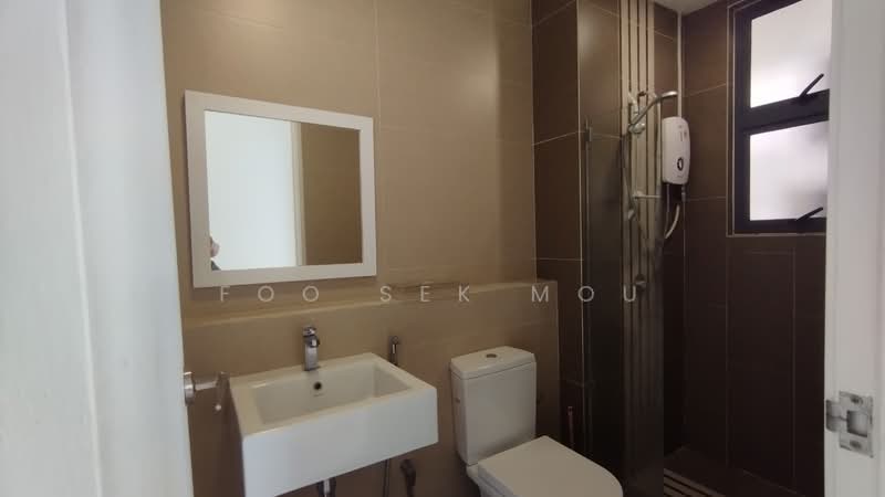 Servis Apartment untuk Disewa di 8 Kinrara - Foo Sek Mou - Bathroom - PropertyGuru.com.my