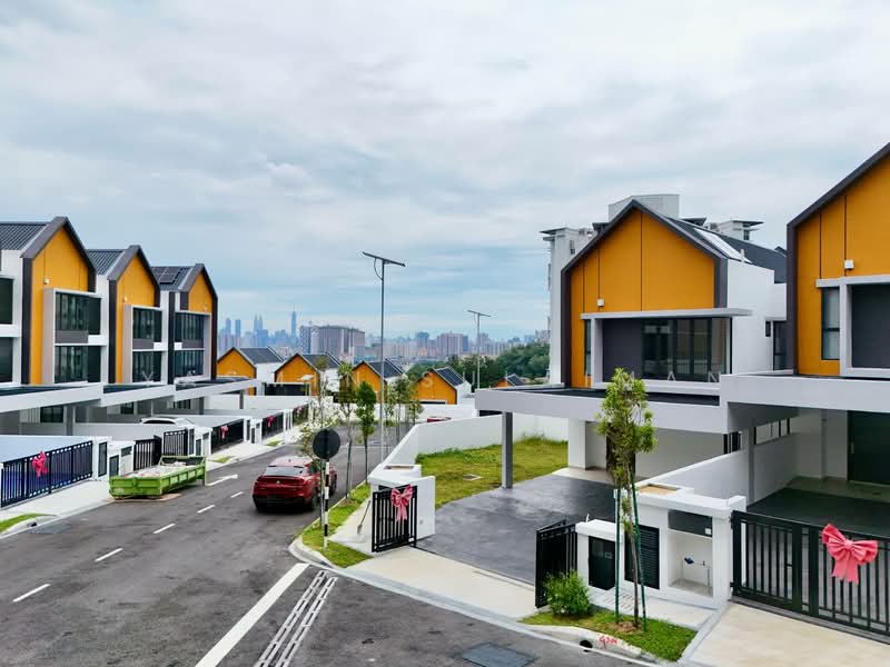 Rumah Teres 3 Tingkat untuk Dijual di Taman Melawati (Ulu Kelang) - Yasmin Sulaiman - Exterior - PropertyGuru.com.my