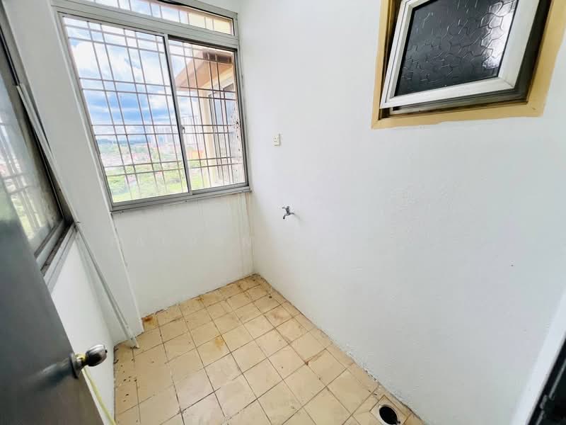 Apartment for Sale at Sri Lavender Apartment - Fauran Nawawi - PropertyGuru.com.my