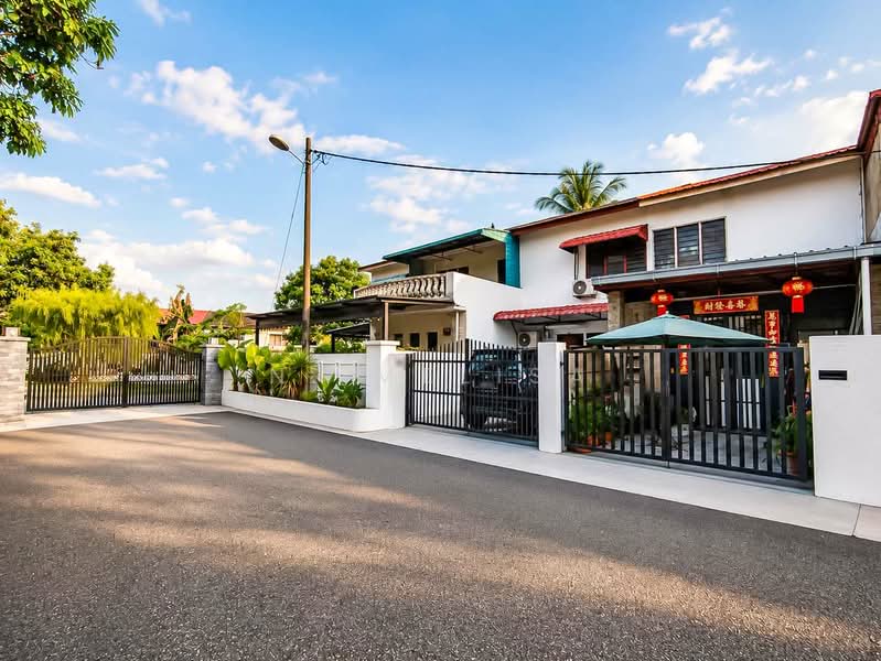 Rumah Teres 2 Tingkat untuk Dijual di Taman Puteri Wangsa (Ulu Tiram) - N. Melisa - Exterior - PropertyGuru.com.my