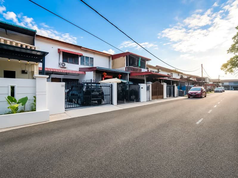 Rumah Teres 2 Tingkat untuk Dijual di Taman Puteri Wangsa (Ulu Tiram) - N. Melisa - Exterior - PropertyGuru.com.my