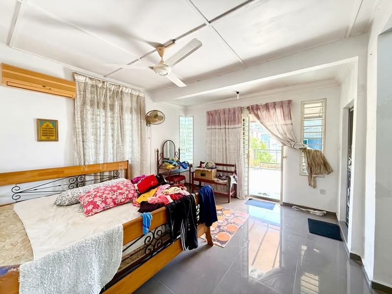 Rumah Teres 2 Tingkat untuk Dijual di Rawang (Selangor) - Nur Alia Omar - Bedroom - PropertyGuru.com.my
