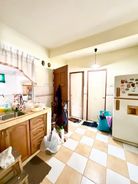 Rumah Teres 2 Tingkat untuk Dijual di Rawang (Selangor) - Nur Alia Omar - Kitchen - PropertyGuru.com.my