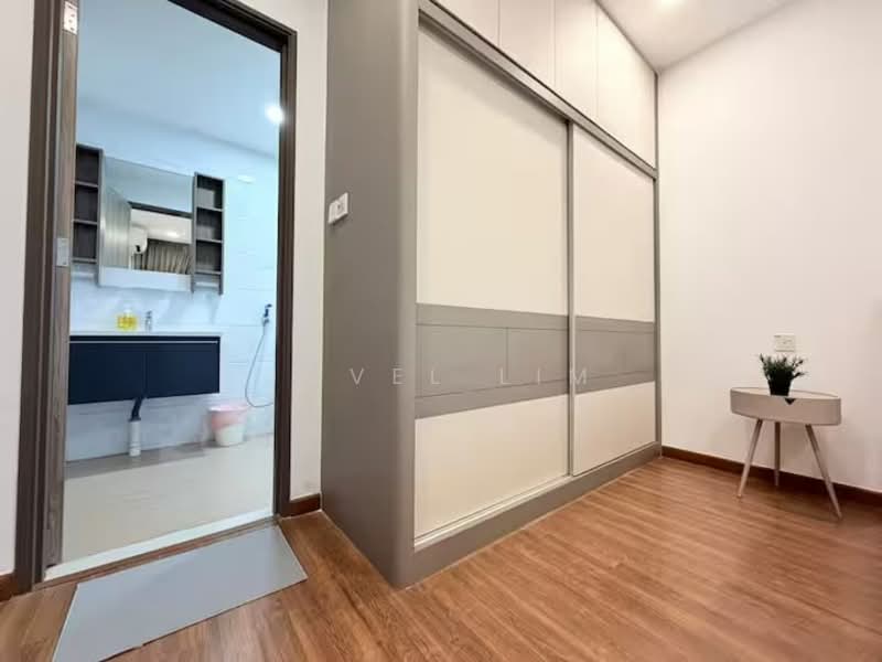 Servis Apartment untuk Dijual di Country Garden Central Park - Jovel Lim - Bathroom - PropertyGuru.com.my