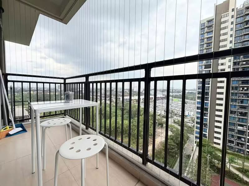 Servis Apartment untuk Dijual di Country Garden Central Park - Jovel Lim - Balcony - PropertyGuru.com.my