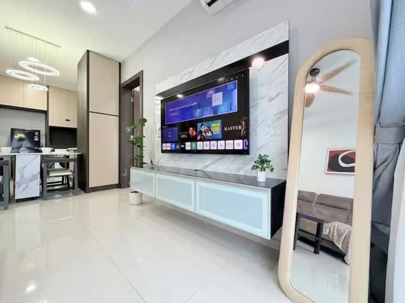 Servis Apartment untuk Dijual di Country Garden Central Park - Jovel Lim - Living Room - PropertyGuru.com.my