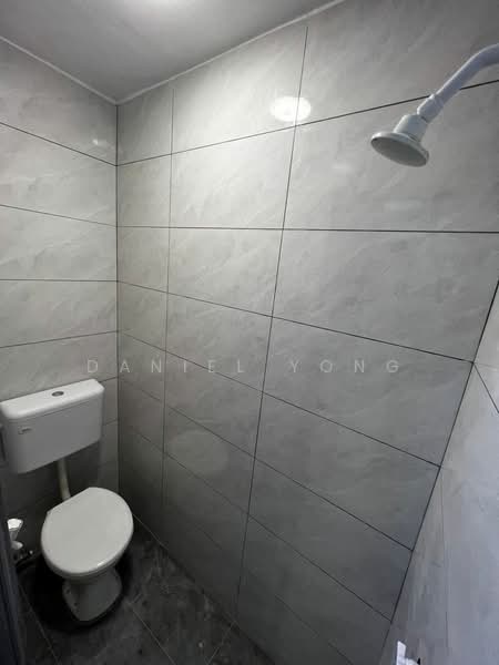 2-storey Terraced House for Sale in Taman Megah Ria (Masai) - Daniel Yong - Bathroom - PropertyGuru.com.my