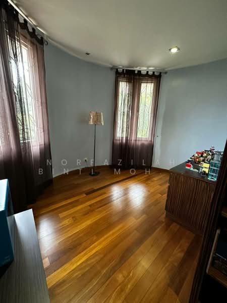 Bungalow for Sale in Petaling Jaya (Selangor) - Norfazilah Binti Mohd Saad - Study - PropertyGuru.com.my
