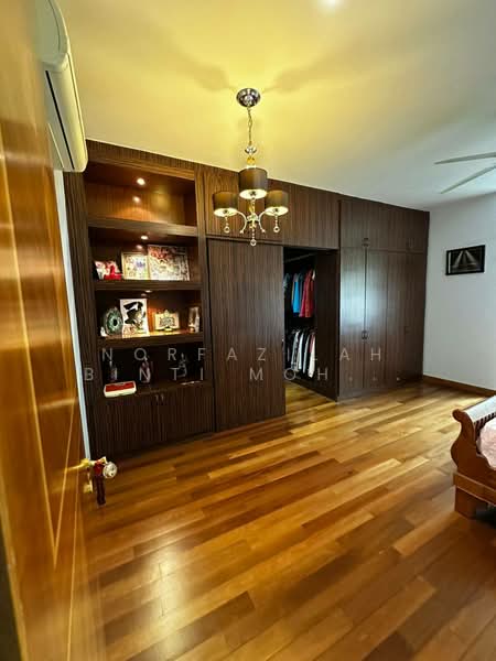 Bungalow for Sale in Petaling Jaya (Selangor) - Norfazilah Binti Mohd Saad - Bedroom - PropertyGuru.com.my