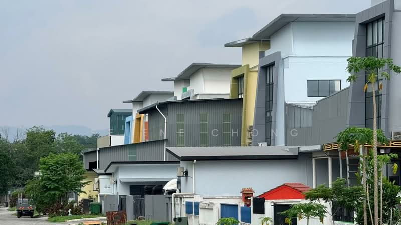 Kilang untuk Dijual di Kawasan Perindustrian Beranang (Beranang) - Selene Chong - Exterior - PropertyGuru.com.my
