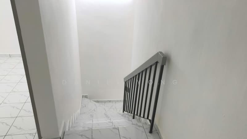 2-storey Terraced House for Sale in Taman Universiti (Skudai) - Daniel Yong - Corridor - PropertyGuru.com.my
