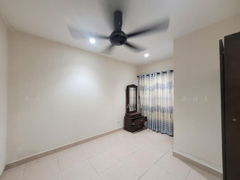 Rumah Teres 2 Tingkat untuk Dijual di Taman Kundang Jaya (Rawang) - Saiful Bahri Abdul Manan - Bedroom - PropertyGuru.com.my