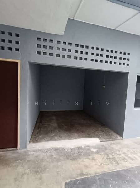 Shop for Rent in Kepong Baru (Kepong) - Phyllis Lim - Car Park - PropertyGuru.com.my