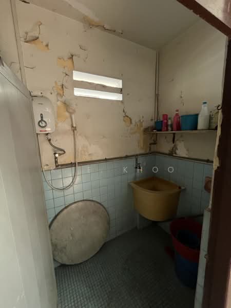 Rumah Teres 2 Tingkat untuk Dijual di Ayer Itam (Penang) - K. E. Khoo - Bathroom - PropertyGuru.com.my