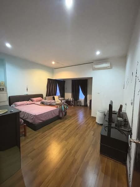 Rumah Kluster untuk Dijual di Taman Nusa Idaman (Iskandar Puteri (Nusajaya)) - Jameson Choo - Bedroom - PropertyGuru.com.my