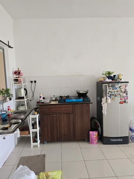 Condominium for Sale at Puncak Hijauan - Ilman Nahri - Kitchen - PropertyGuru.com.my