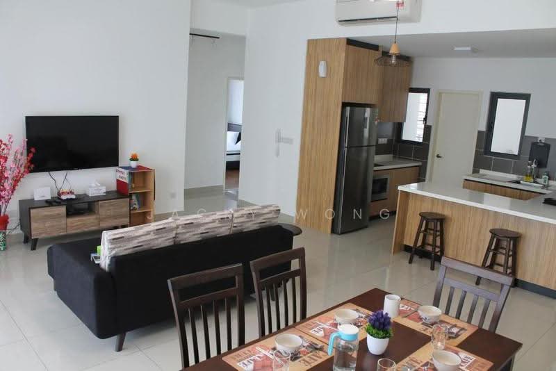 Kondominium untuk Dijual di Lakeville Residence - Jacky Wong - Living Room - PropertyGuru.com.my