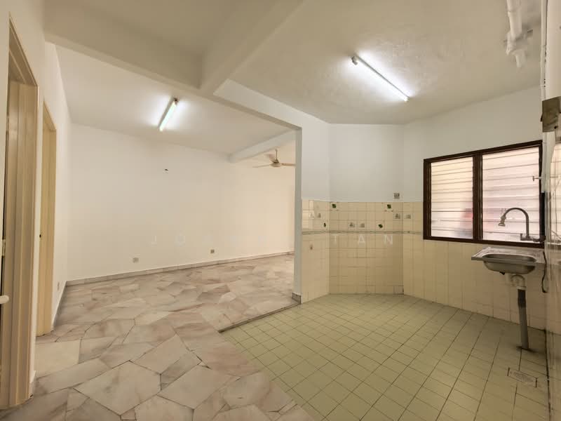 Apartment for Rent at Subang Perdana Goodyear Court 5 - Joanna Tan - Kitchen - PropertyGuru.com.my