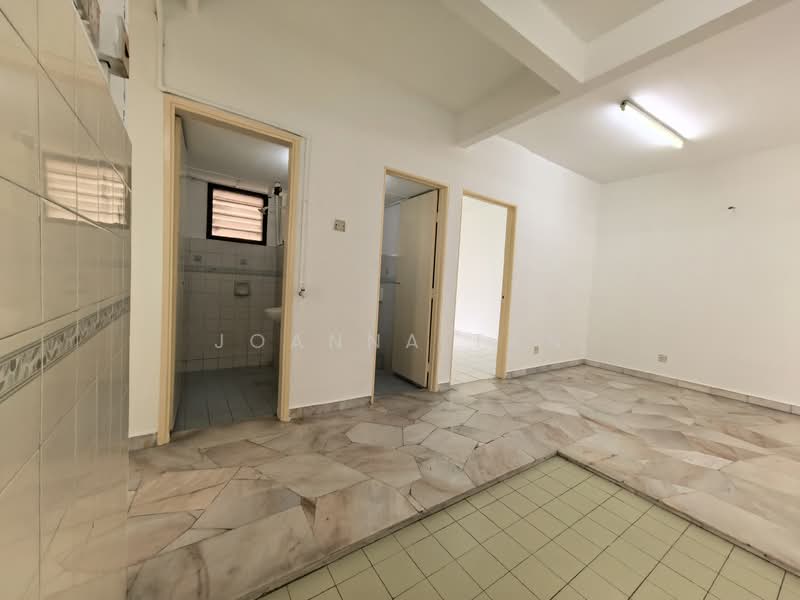 Apartment for Rent at Subang Perdana Goodyear Court 5 - Joanna Tan - Bathroom - PropertyGuru.com.my
