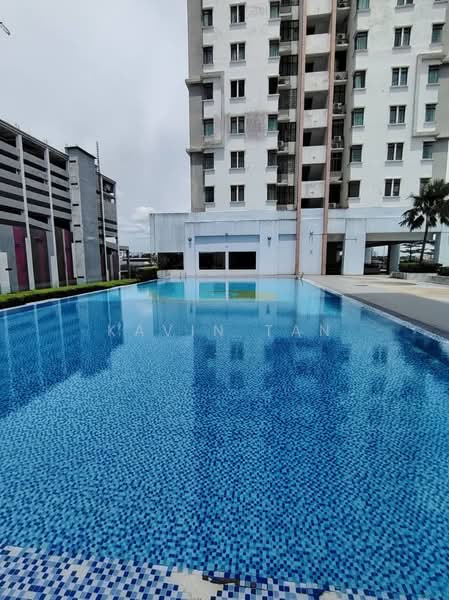 Servis Apartment untuk Dijual di Jentayu Residensi @ Tampoi - Kavin Tan - Pool - PropertyGuru.com.my