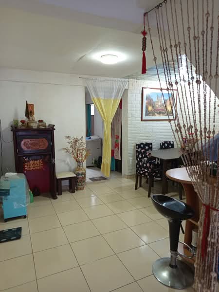 Servis Apartment untuk Dijual di Jentayu Residensi @ Tampoi - Kavin Tan - Living Room - PropertyGuru.com.my