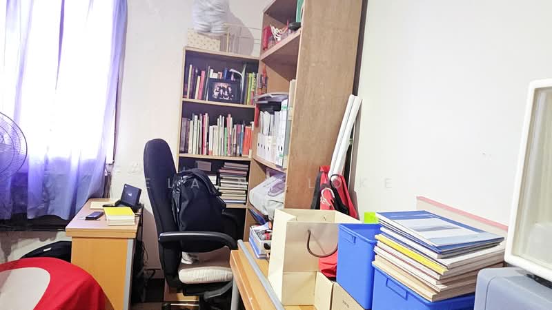 Rumah Teres 2 Tingkat untuk Dijual di Taman Connaught (Cheras) - Elaine Loke - Study - PropertyGuru.com.my