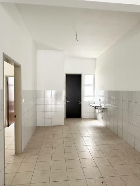 Terraced House for Sale in Sepang (Selangor) - Adibah Salim - Kitchen - PropertyGuru.com.my