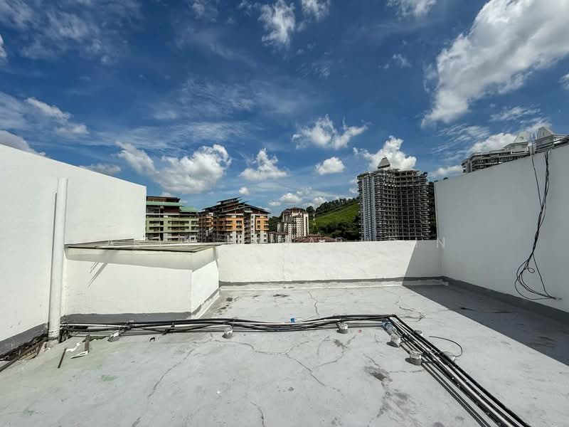 4-storey Terraced House for Sale in Damansara Perdana (Selangor) - Abid Sabarudin - Roof - PropertyGuru.com.my