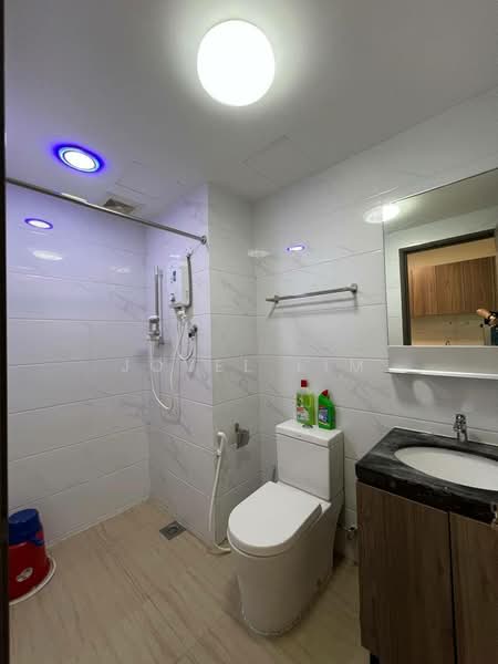 Service Residence for Sale at Country Garden Central Park - Jovel Lim - Bathroom - PropertyGuru.com.my