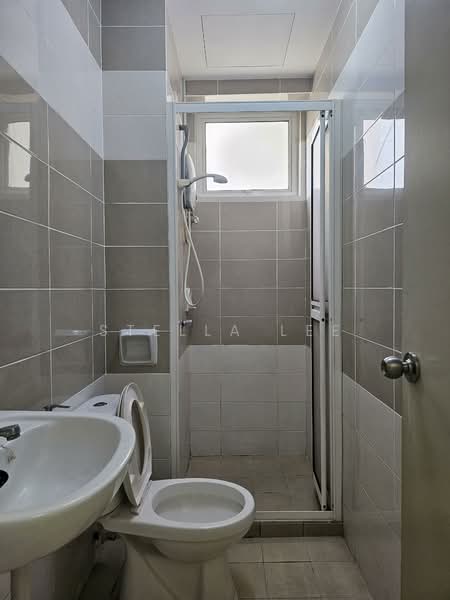 Condominium for Rent at Sg Long Residence - Stella Lee - Bathroom - PropertyGuru.com.my