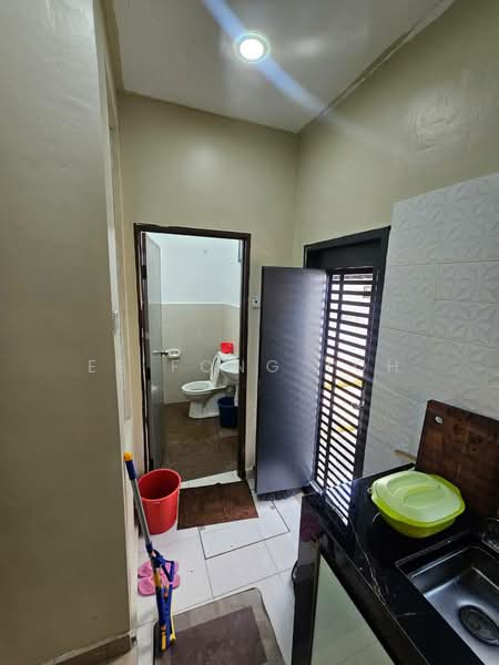 2-storey Terraced House for Sale in Taman Pulai Mutiara (Iskandar Puteri (Nusajaya)) - Ee Fong Toh - Bathroom - PropertyGuru.com.my