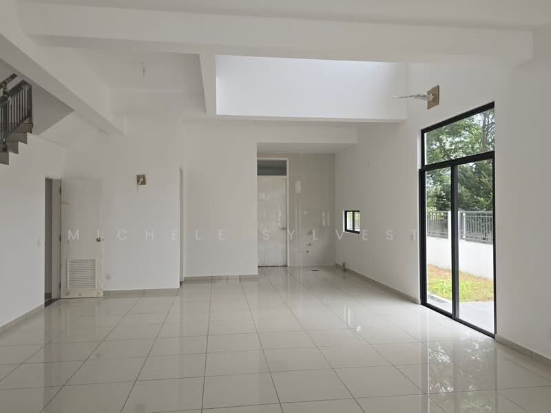Rumah Berkembar untuk Dijual di Setia Eco Gardens (Gelang Patah) - Michele Sylvester - Living Room - PropertyGuru.com.my
