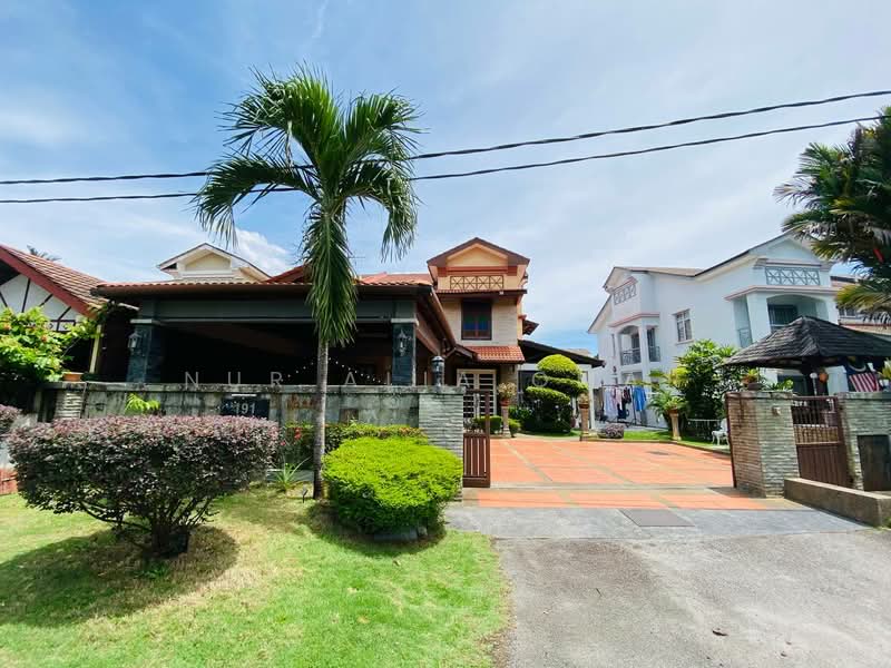 Semi-Detached House for Sale in Ukay Perdana (Ulu Kelang) - Nur Alia Omar - Exterior - PropertyGuru.com.my