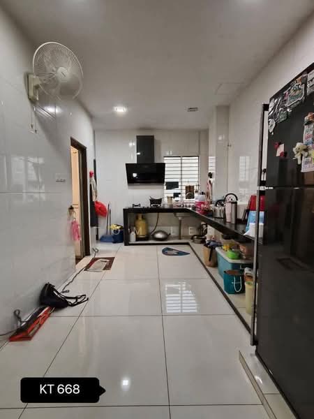 2-storey Terraced House for Sale in Port Klang (Pelabuhan Klang) (Selangor) - Tom Lee - PropertyGuru.com.my