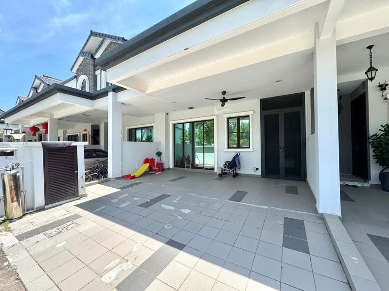 Rumah Teres 2 Tingkat untuk Dijual di Setia Eco Glades (Cyberjaya) - Zul Hasif - Exterior - PropertyGuru.com.my
