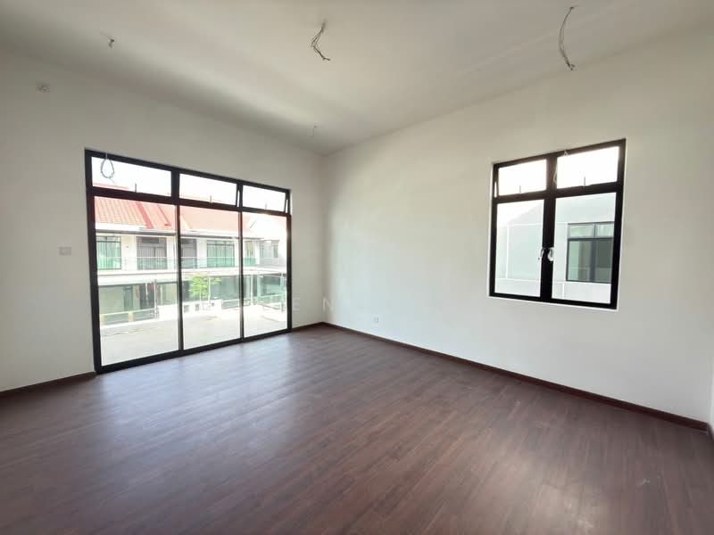 Cluster House for Sale in Johor Bahru (Johor) - Ellen Yeap - Living Room - PropertyGuru.com.my