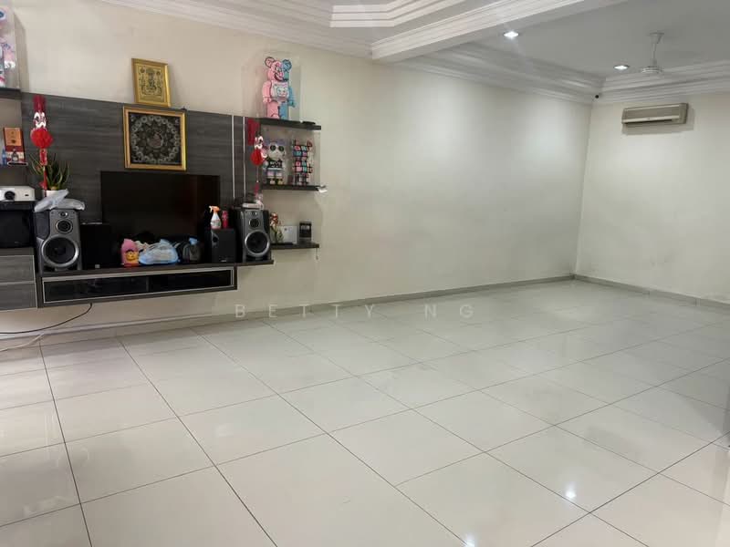 Rumah Teres 2 Tingkat untuk Dijual di Taman Suria (Johor Bahru) - Betty Ng - PropertyGuru.com.my