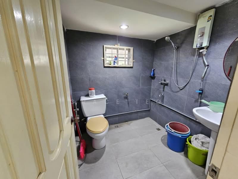 Rumah Berkembar untuk Dijual di Kota Kinabalu (Sabah) - Grace Teo - Bathroom - PropertyGuru.com.my